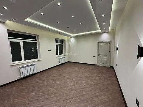 Satılır 3 otaqlı mənzil 135 m² — Bakı, İnşaatçılar 3 otaq 135.00 m²
