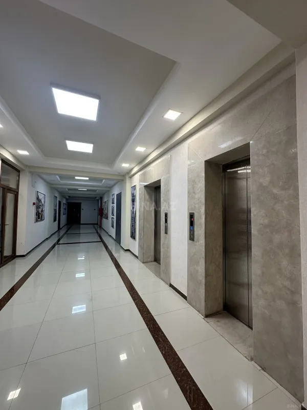 Satılır 4 otaqlı mənzil 170 m²