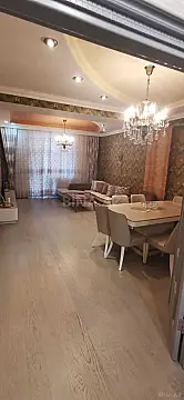 Satılır 4 otaqlı mənzil 170 m²