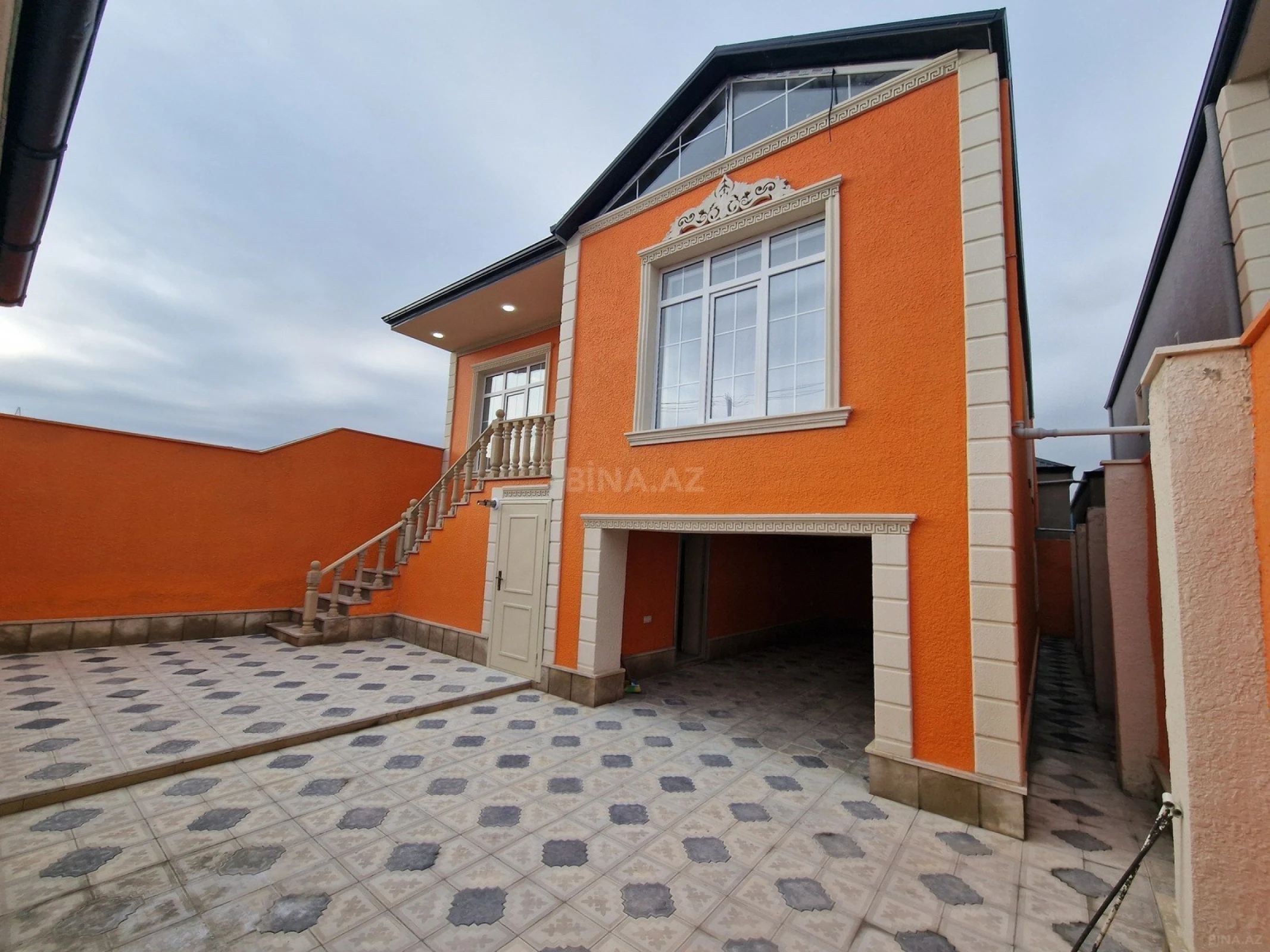 Satılır 4 otaqlı həyət evi 124 m²