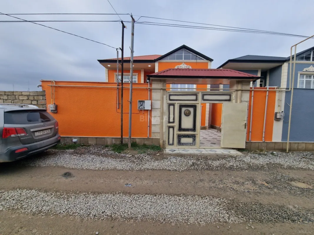 Satılır 4 otaqlı həyət evi 124 m²