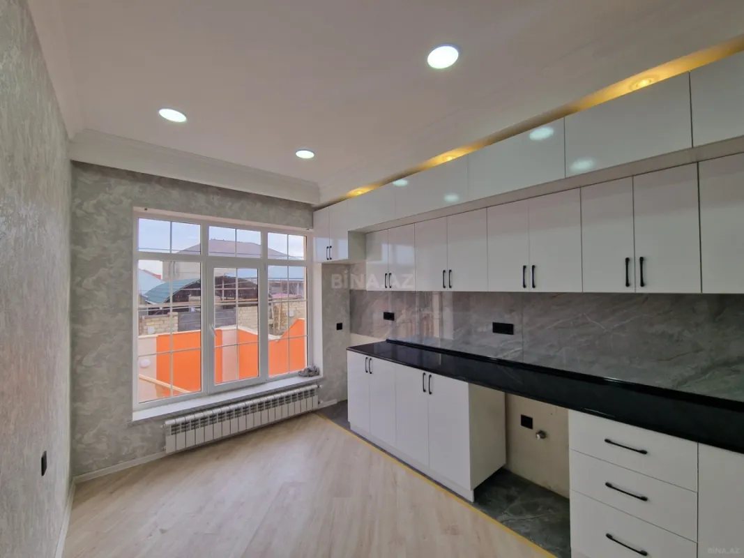 Satılır 4 otaqlı həyət evi 124 m²