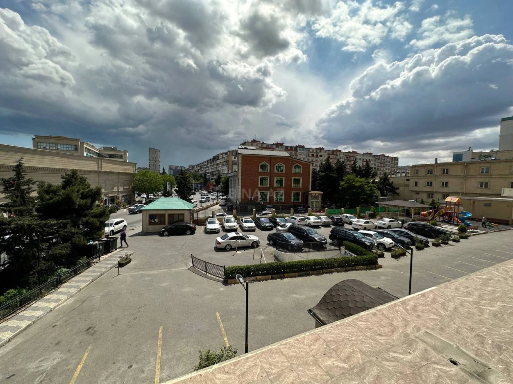 Satılır 2 otaqlı mənzil 55 m²