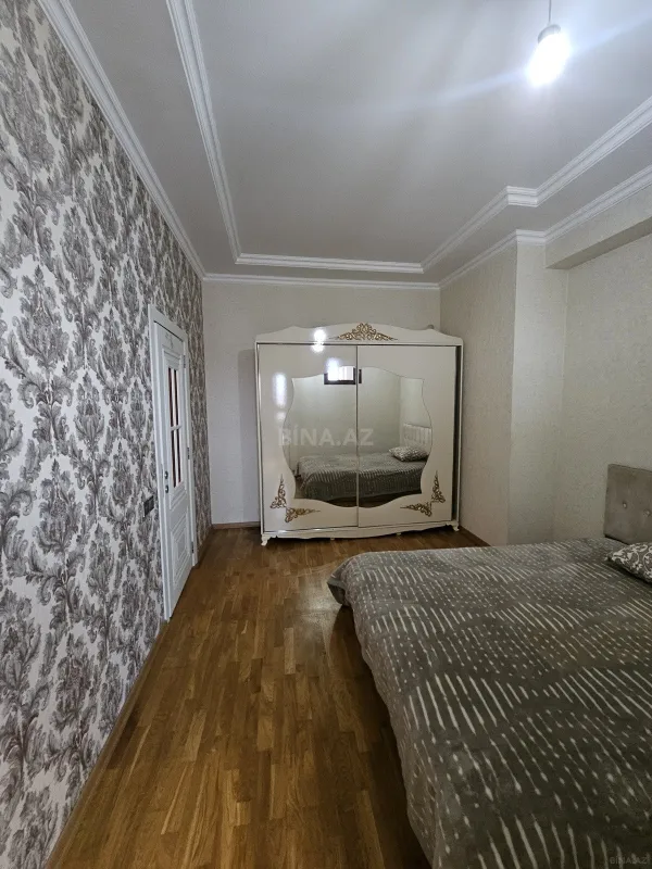 Satılır 2 otaqlı mənzil 55 m²