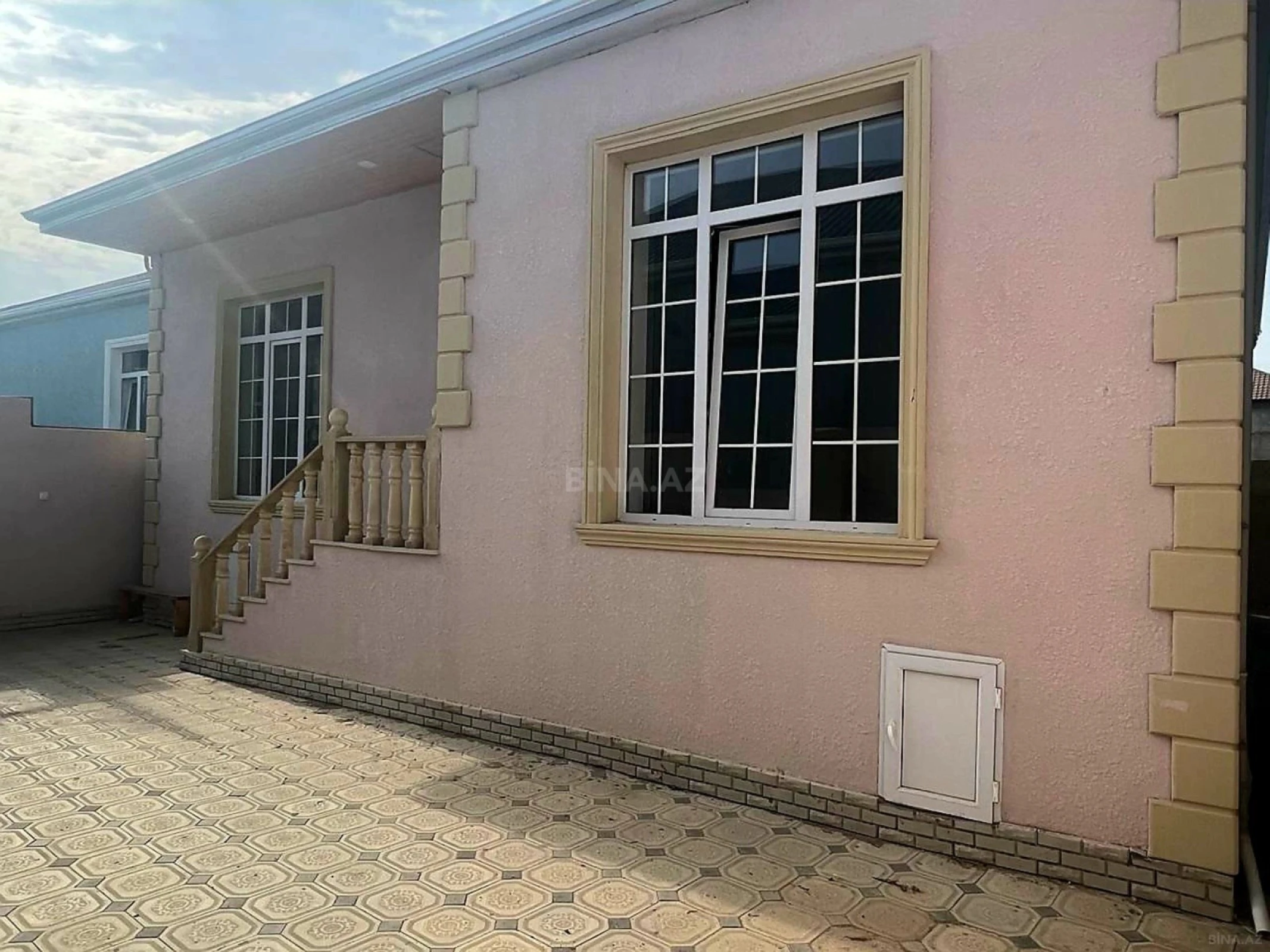 Satılır 4 otaqlı həyət evi 108 m²