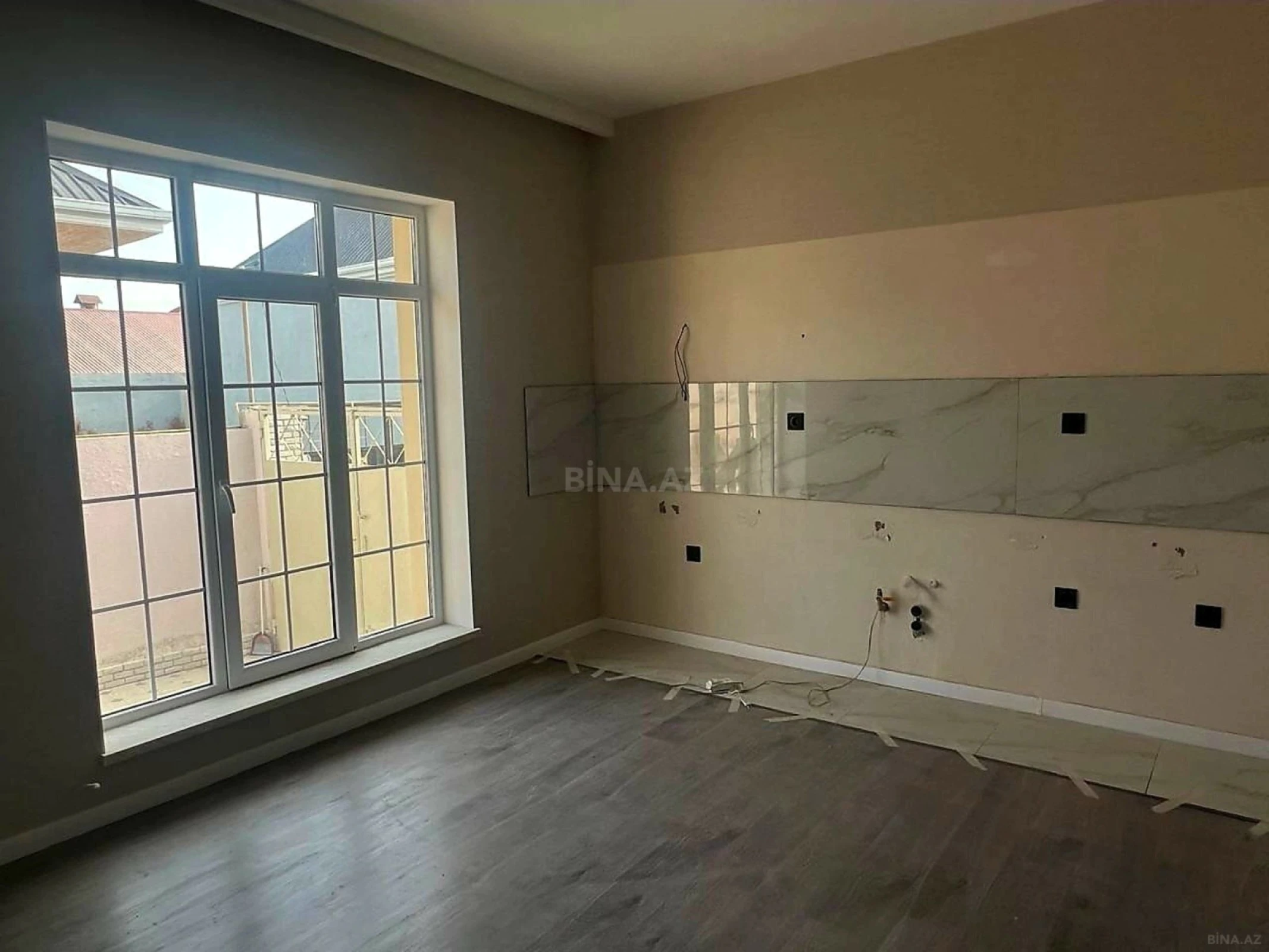 Satılır 4 otaqlı həyət evi 108 m²