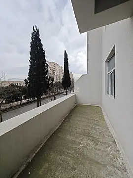 Satılır 2 otaqlı mənzil 65.3 m²