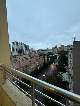 Satılır 3 otaqlı mənzil 120 m² — Bakı 3 otaq 120.00 m²
