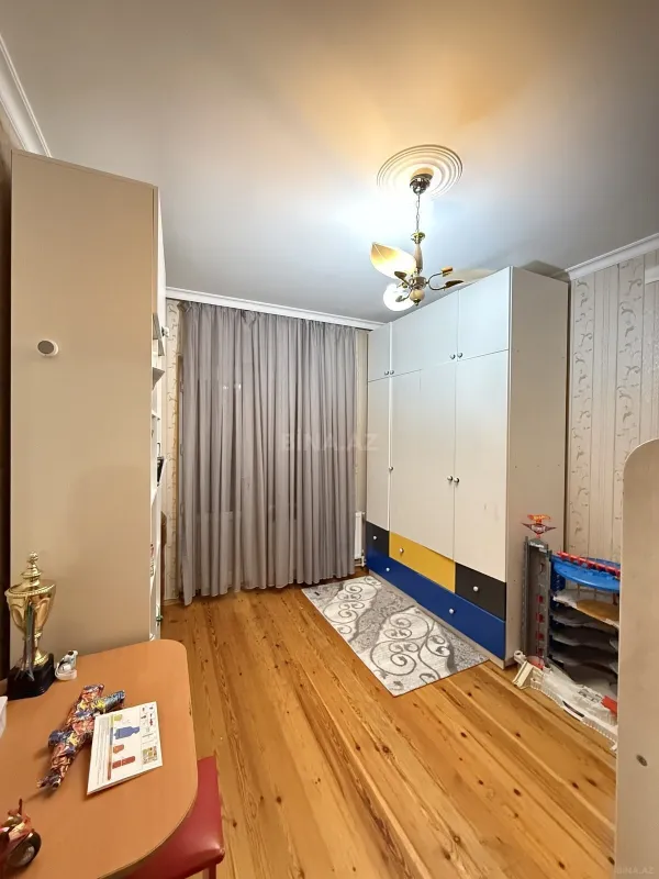 Satılır 3 otaqlı mənzil 80 m²
