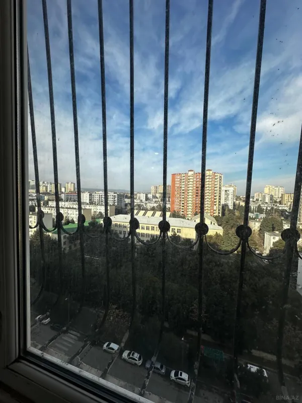 Satılır 3 otaqlı mənzil 125 m²