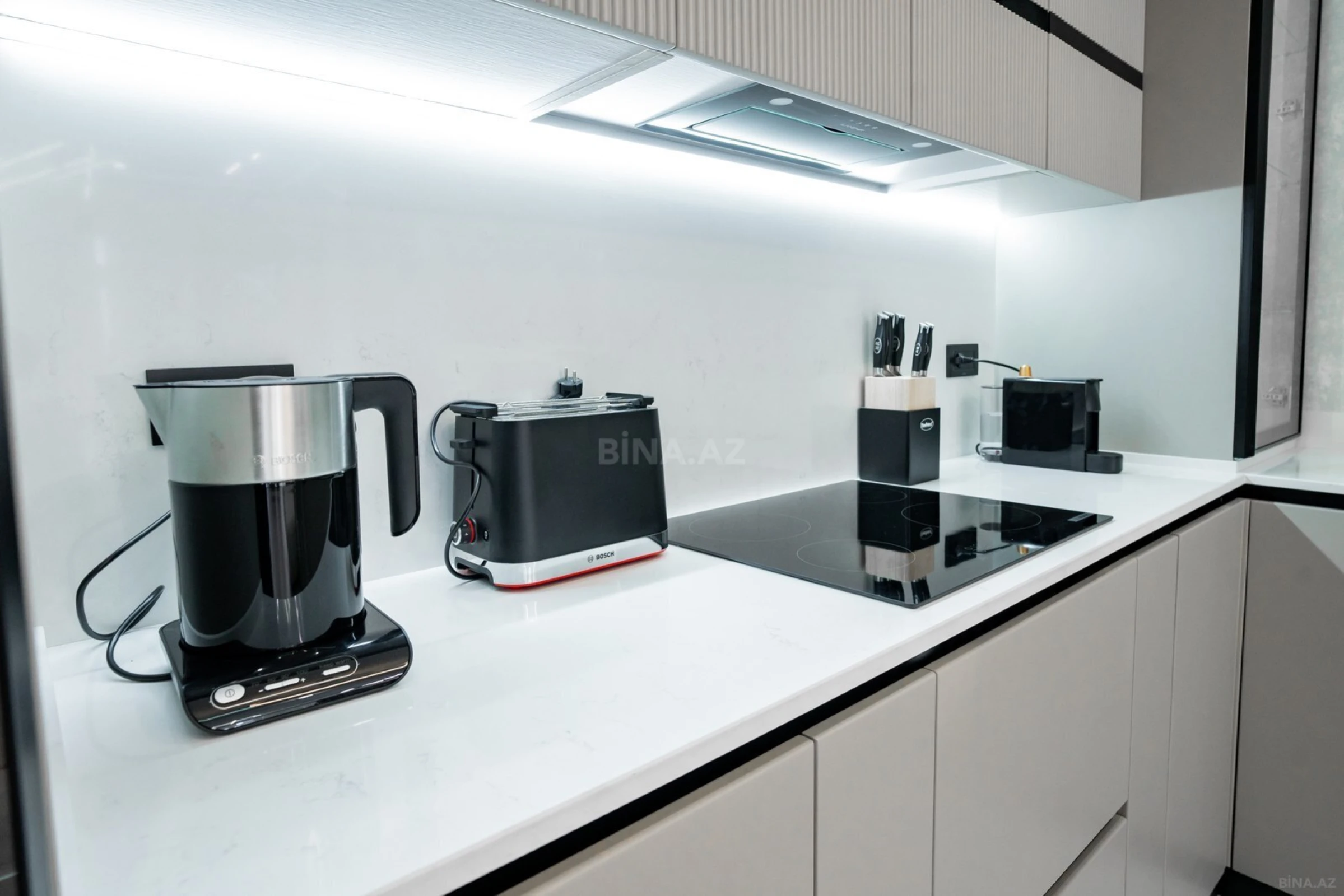 Kirayə verilir 3 otaqlı mənzil 120 m²