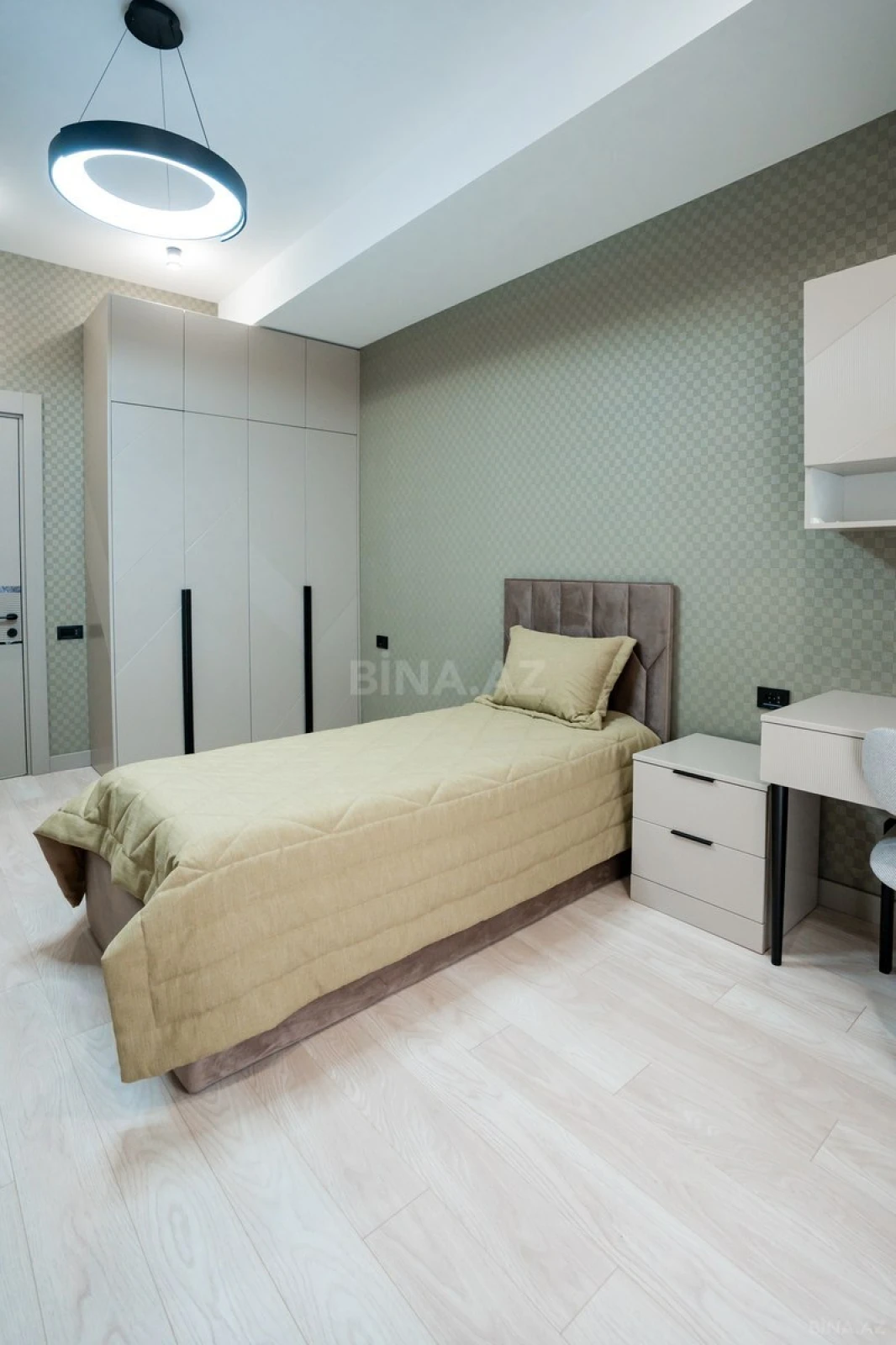 Kirayə verilir 3 otaqlı mənzil 120 m²