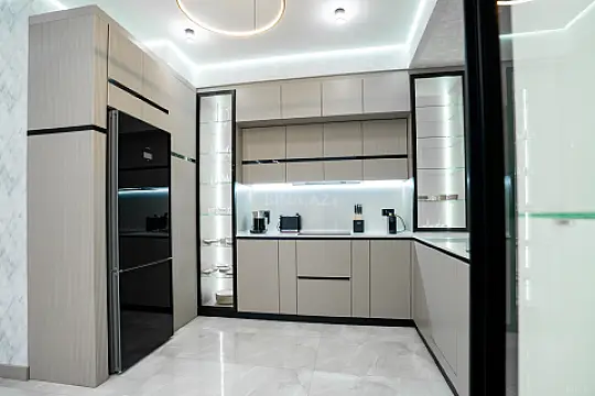 Kirayə verilir 3 otaqlı mənzil 120 m²
