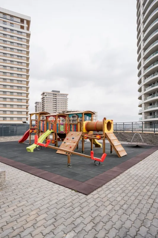 Kirayə verilir 3 otaqlı mənzil 120 m²