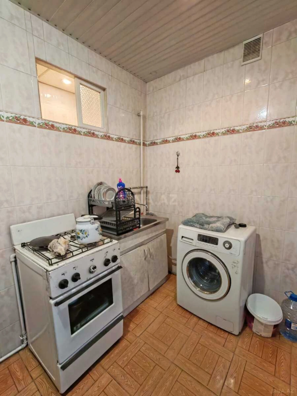 Kirayə verilir 2 otaqlı mənzil 65 m²