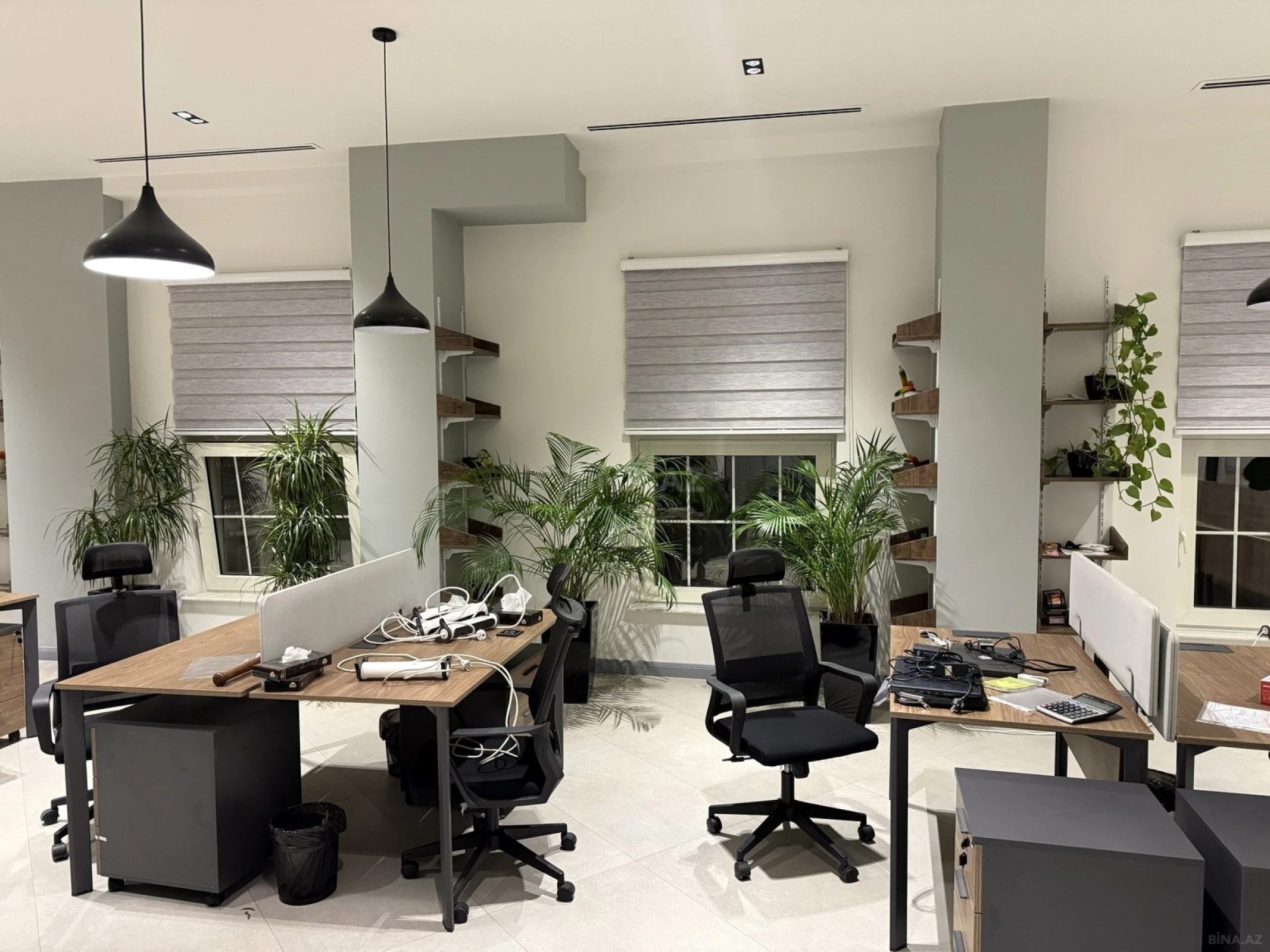 Kirayə verilir 3 otaqlı ofis 124 m²