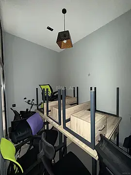 Kirayə verilir 3 otaqlı ofis 124 m²