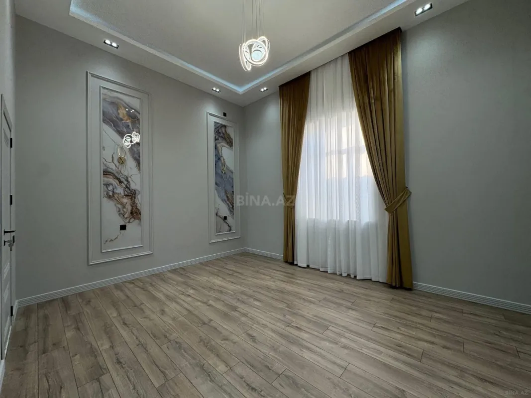 Satılır 4 otaqlı həyət evi 250 m²
