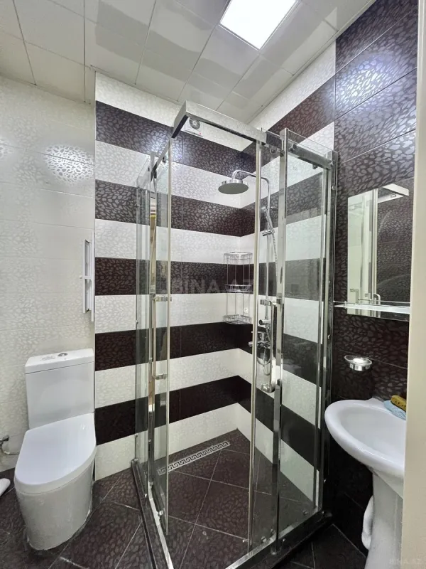 Satılır 3 otaqlı mənzil 102 m²