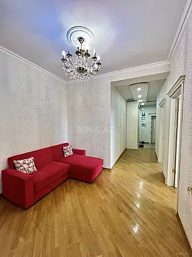 Satılır 3 otaqlı mənzil 102 m²