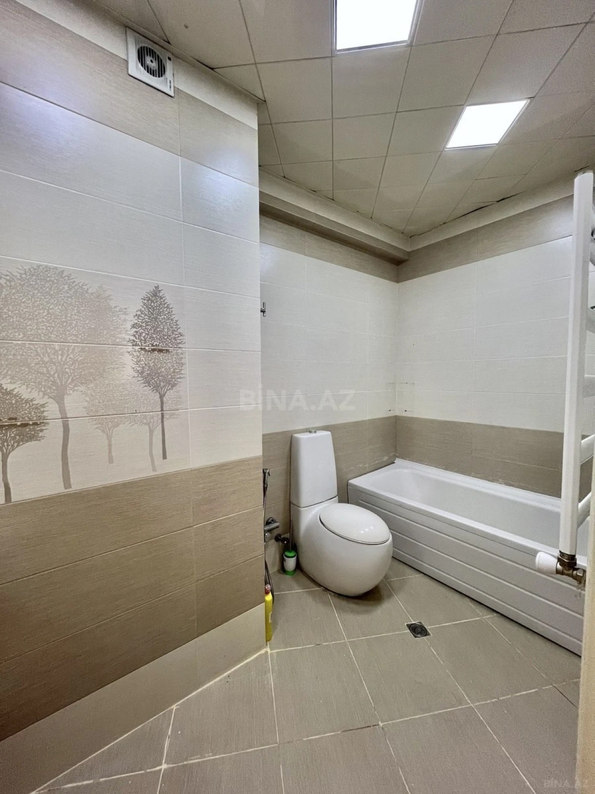 Satılır 3 otaqlı mənzil 102 m²