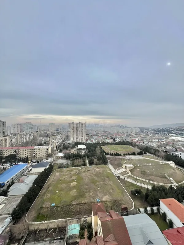 Satılır 3 otaqlı mənzil 102 m²
