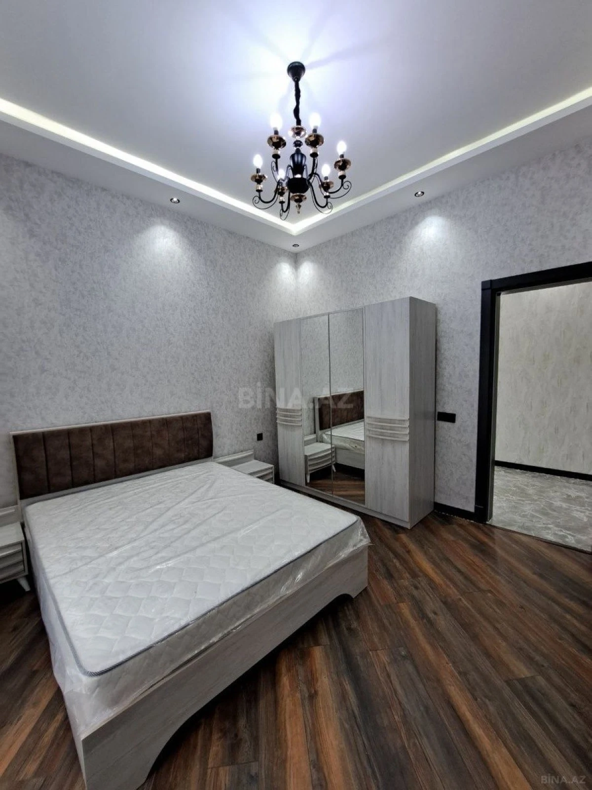 Satılır 4 otaqlı həyət evi 160 m²