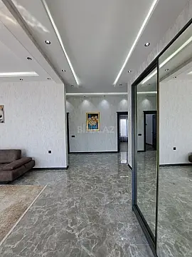 Satılır 4 otaqlı həyət evi 160 m²