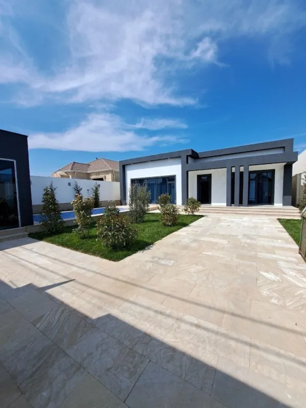 Satılır 4 otaqlı həyət evi 160 m²