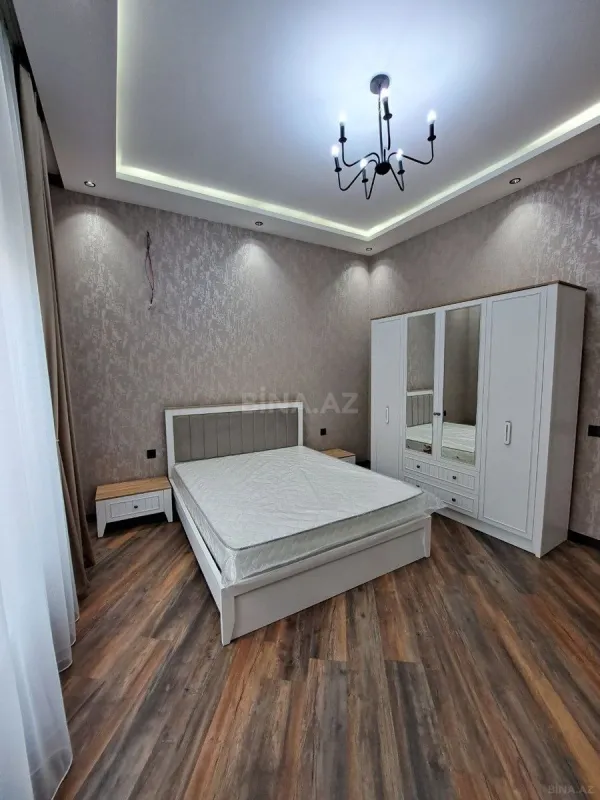 Satılır 4 otaqlı həyət evi 160 m²