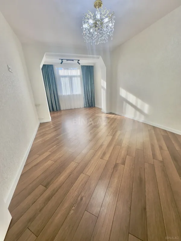 Satılır 2 otaqlı mənzil 52 m²