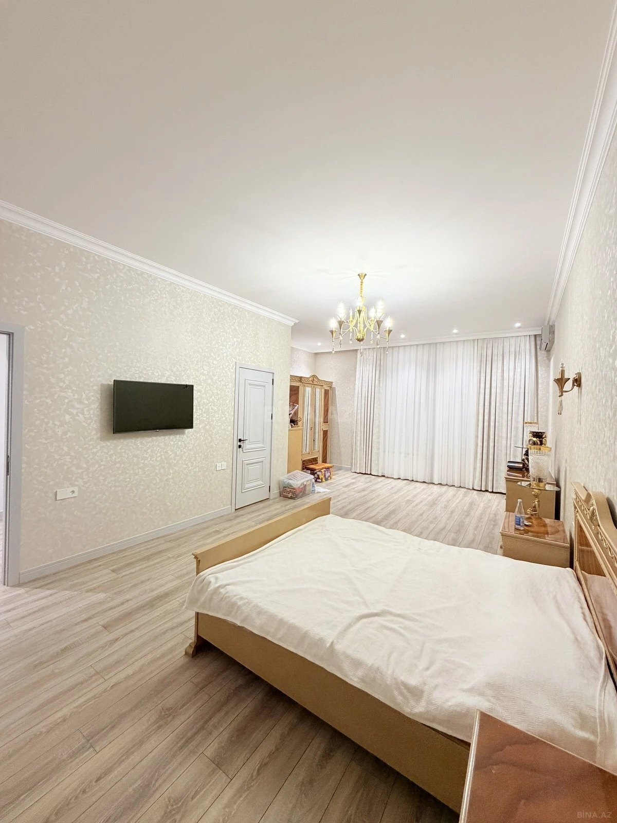 Kirayə verilir 5 otaqlı həyət evi 360 m²
