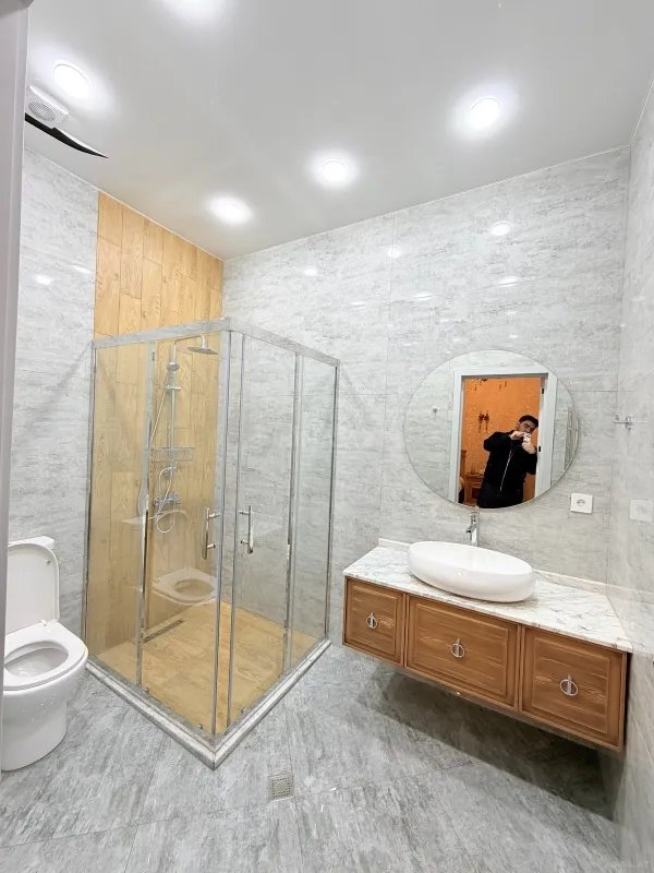Kirayə verilir 5 otaqlı həyət evi 360 m²