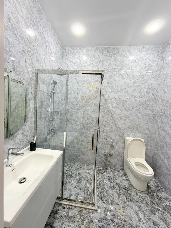 Kirayə verilir 5 otaqlı həyət evi 360 m²
