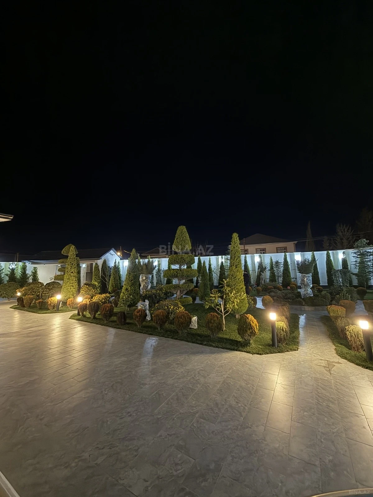 Kirayə verilir 5 otaqlı həyət evi 360 m²