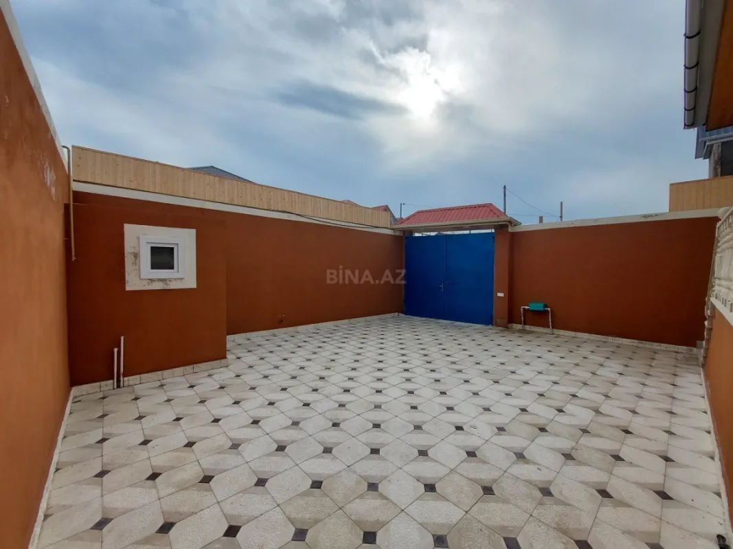 Satılır 3 otaqlı həyət evi 100 m²