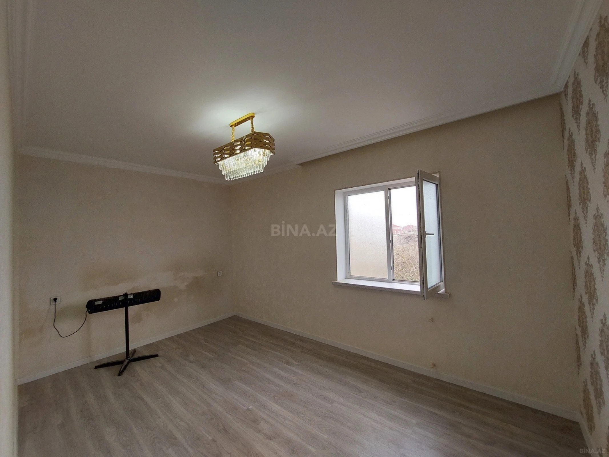 Satılır 3 otaqlı həyət evi 100 m²