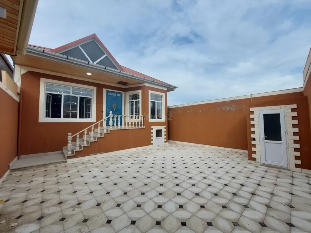 Satılır 3 otaqlı həyət evi 100 m²
