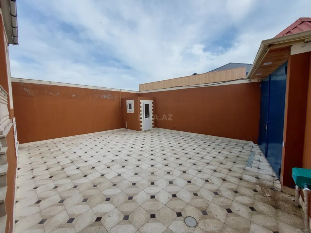 Satılır 3 otaqlı həyət evi 100 m²