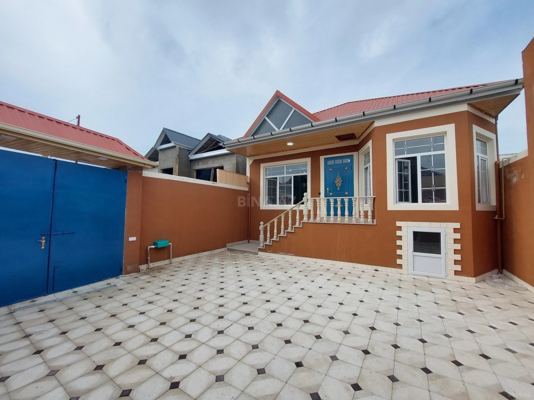 Satılır 3 otaqlı həyət evi 100 m²