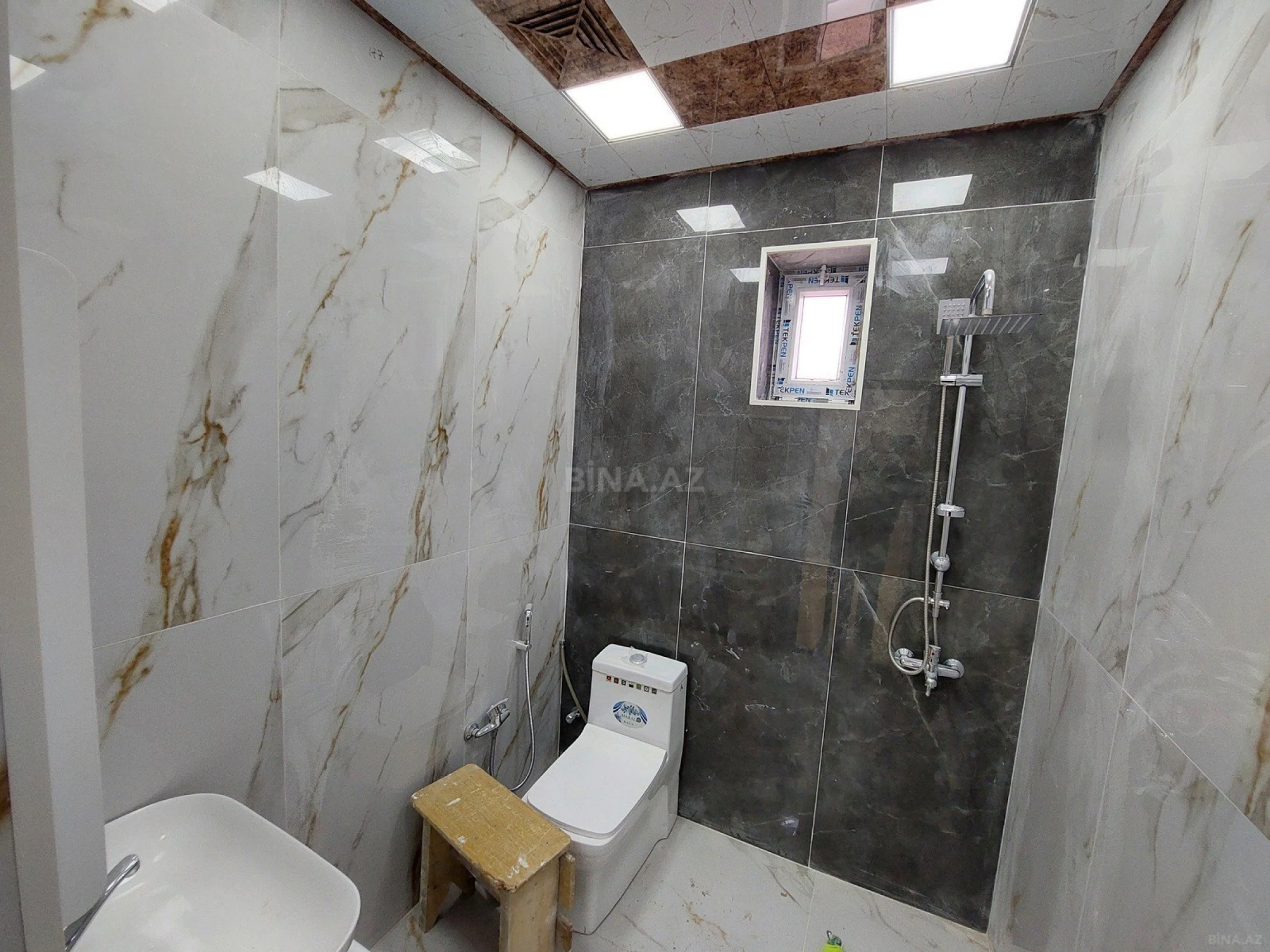 Satılır 4 otaqlı həyət evi 124 m²