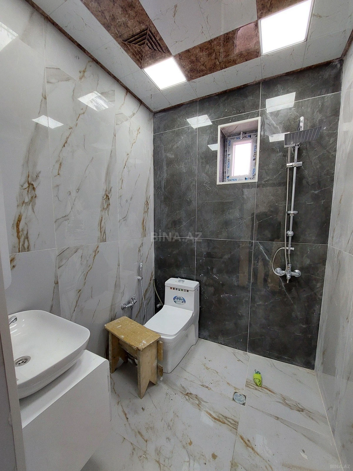 Satılır 4 otaqlı həyət evi 124 m²