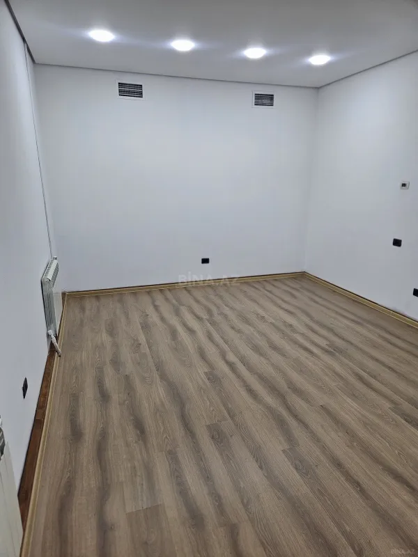 Kirayə verilir 3 otaqlı ofis 120 m²