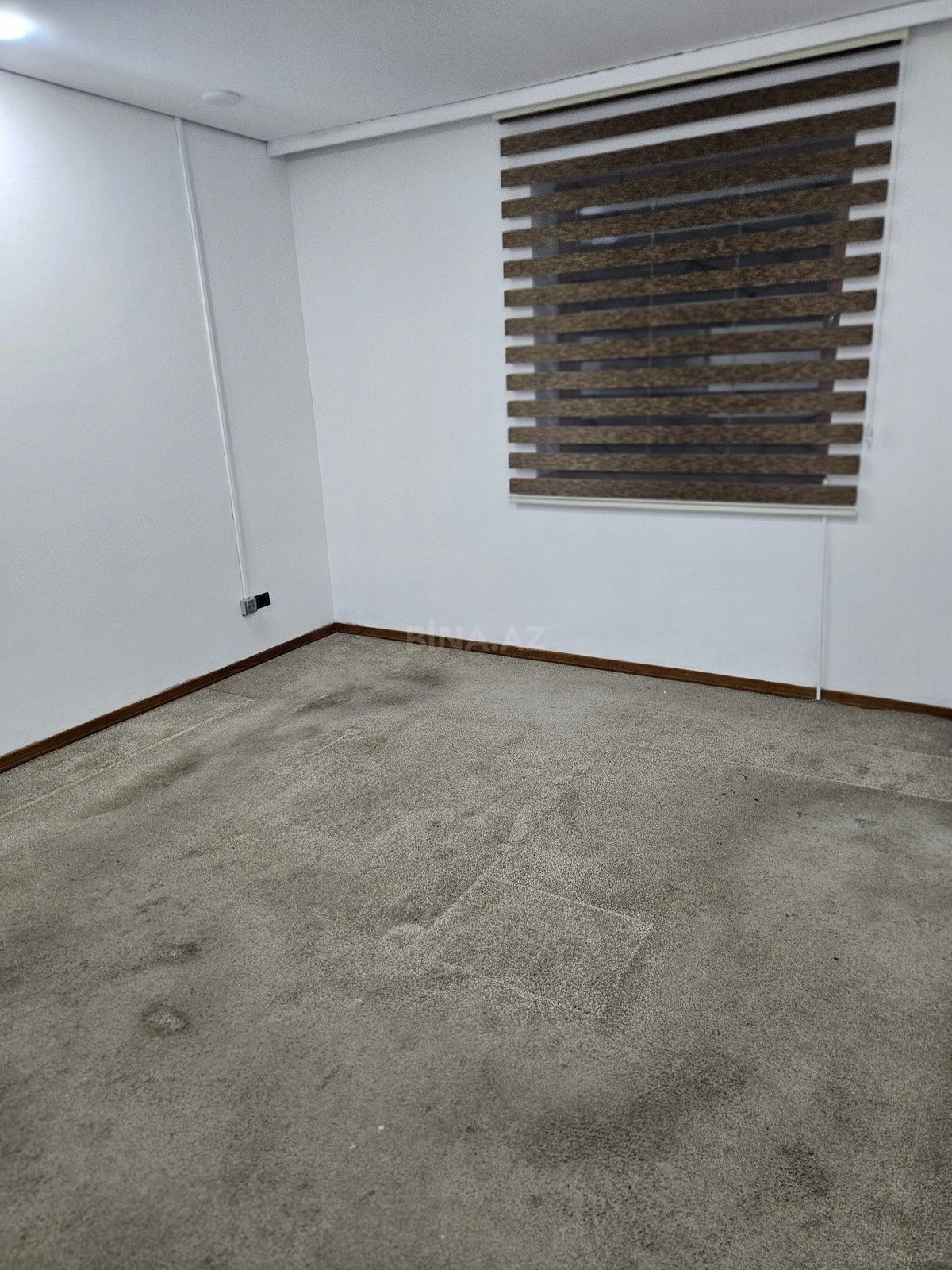 Kirayə verilir 3 otaqlı ofis 120 m²