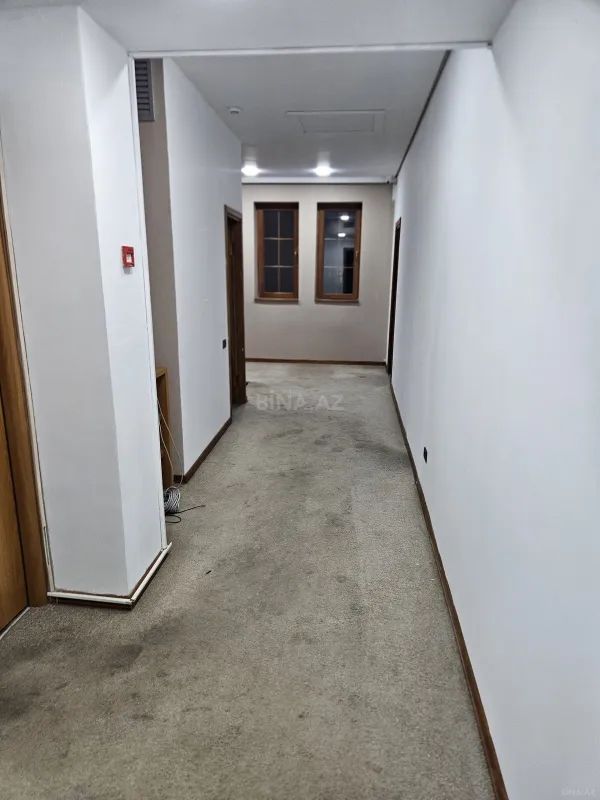 Kirayə verilir 3 otaqlı ofis 120 m²