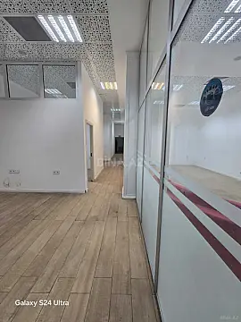 Kirayə verilir 9 otaqlı ofis 300 m² — Bakı, Nərimanov 9 otaq 300.00 m²