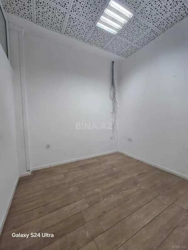 Kirayə verilir 9 otaqlı ofis 300 m²