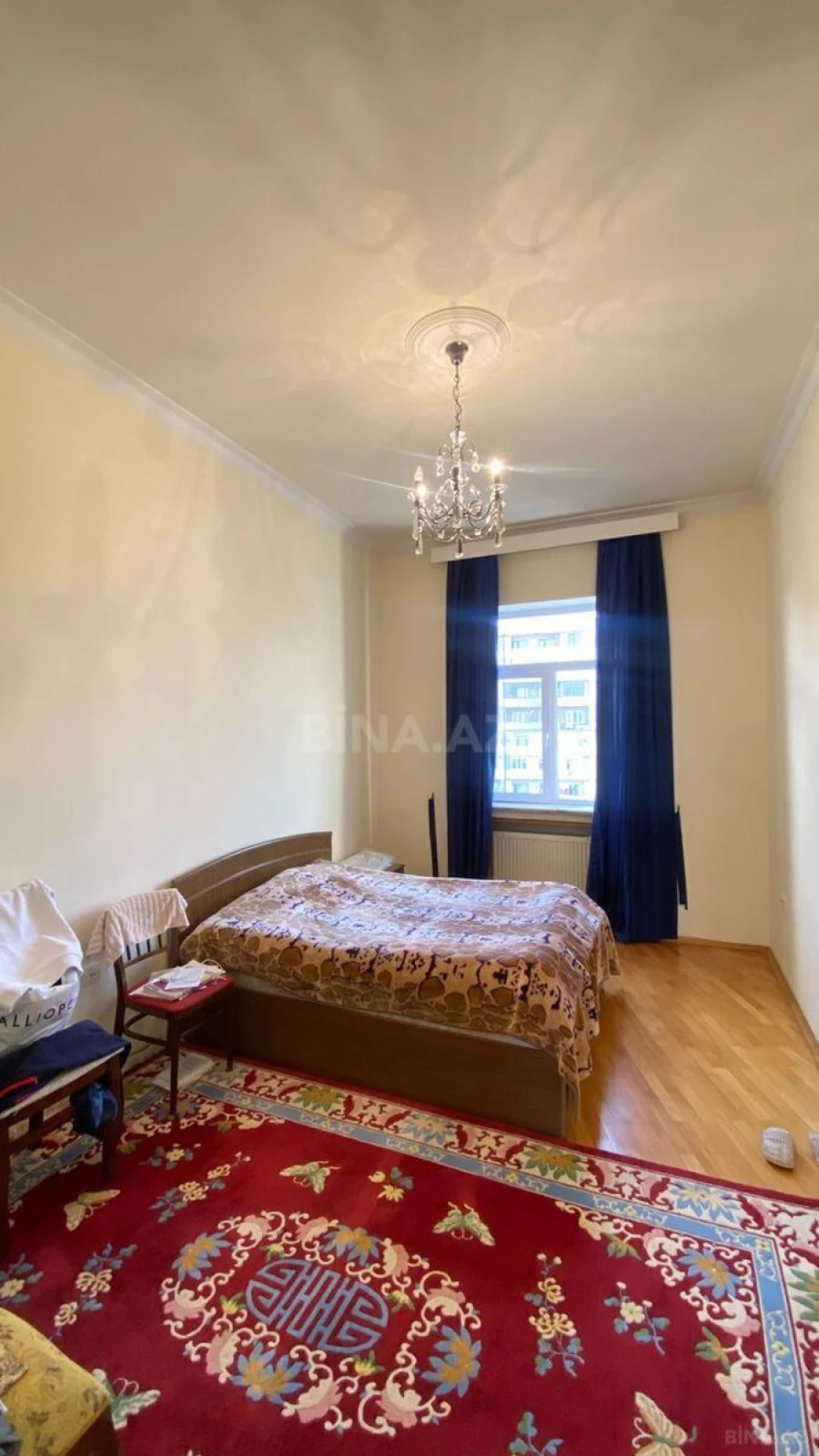 Satılır 5 otaqlı həyət evi 330 m²