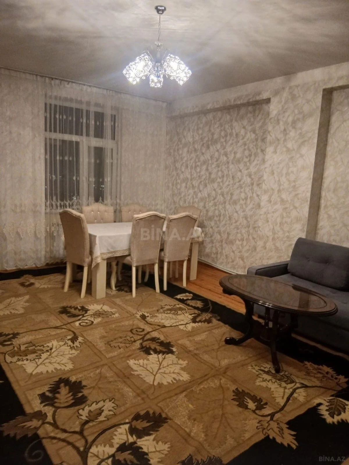 Kirayə verilir 3 otaqlı mənzil 125 m²