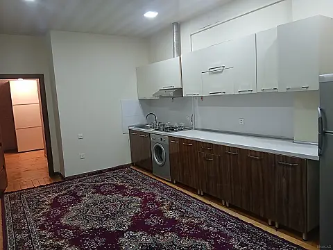 Kirayə verilir 3 otaqlı mənzil 125 m² — Bakı, Həzi Aslanov qəs. 3 otaq 125.00 m²